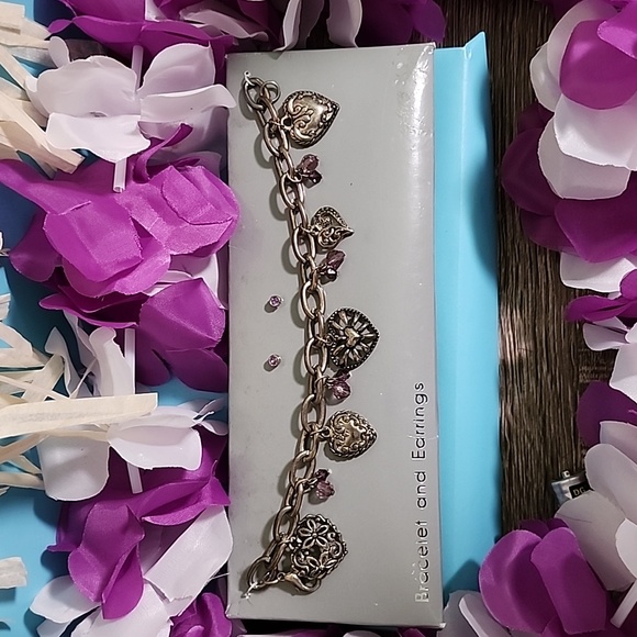 Gunmetal toned and light lavender stones make this set pretty unique. NWOT - Picture 2 of 2